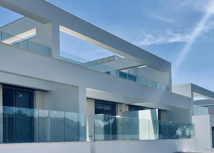 3065 Luxury In The Heart Of Elviria Marbella