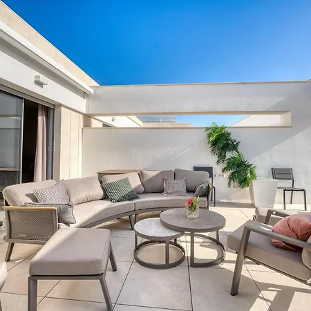 3065 Luxury In The Heart Of Elviria Марбелья