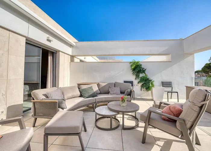 3065 Luxury In The Heart Of Elviria ماربيا